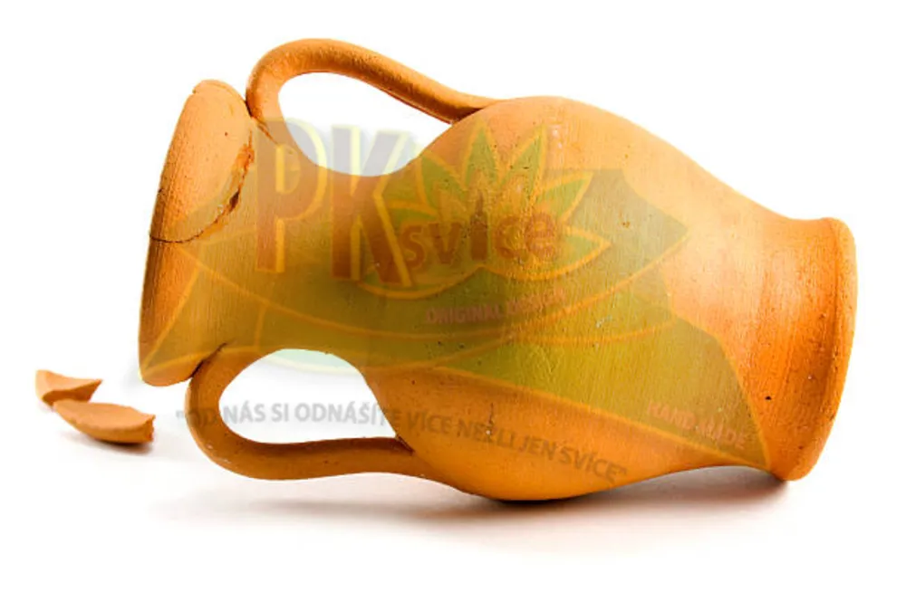 Džbán s prasklinou